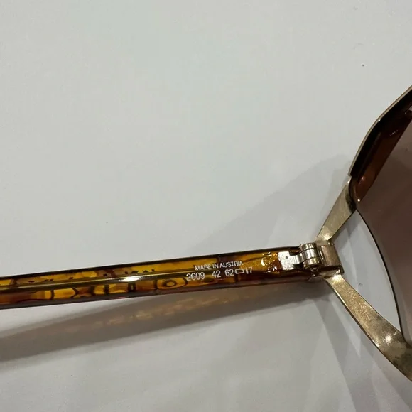 Vintage Dior Gold Aviator Sunglasses with Gradient Lenses display picture 1
